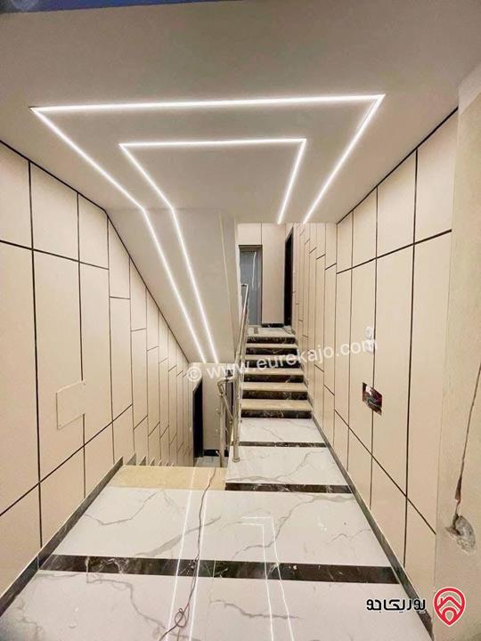 شقة أرضية جديدة لم تسكن معفية من رسوم التنازل مساحة 150م داخلي و 100م خارجي للبيع في عمان - طبربور 