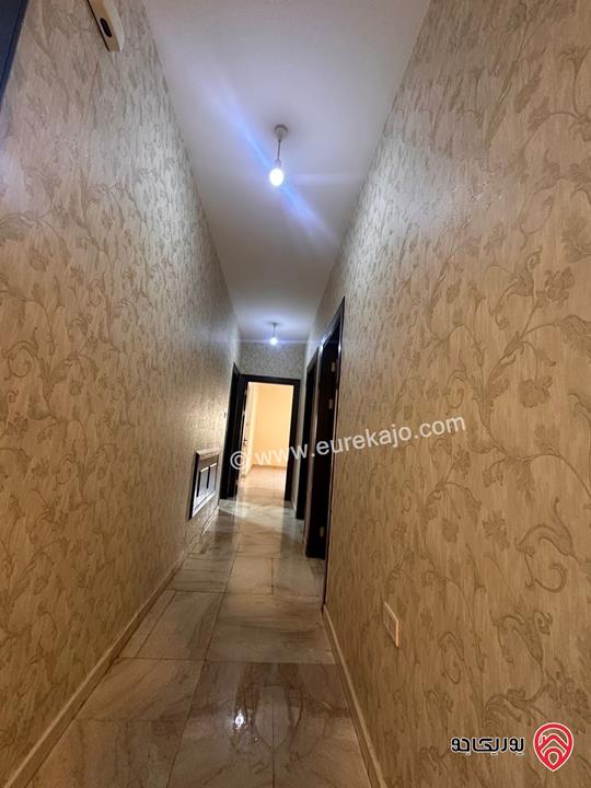 شقة طابق أرضي مساحة 200م للايجار في عمان - خلدا 