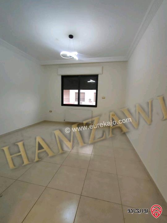 شقة سوبر ديلوكس طابق ثالث دوبلكس مساحة 215م للايجار في عمان - البنيات طريق المطار 