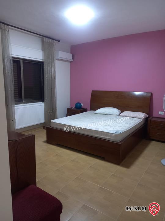 شقة طابق ثالث مساحة 175م للبيع في عمان - خلدا