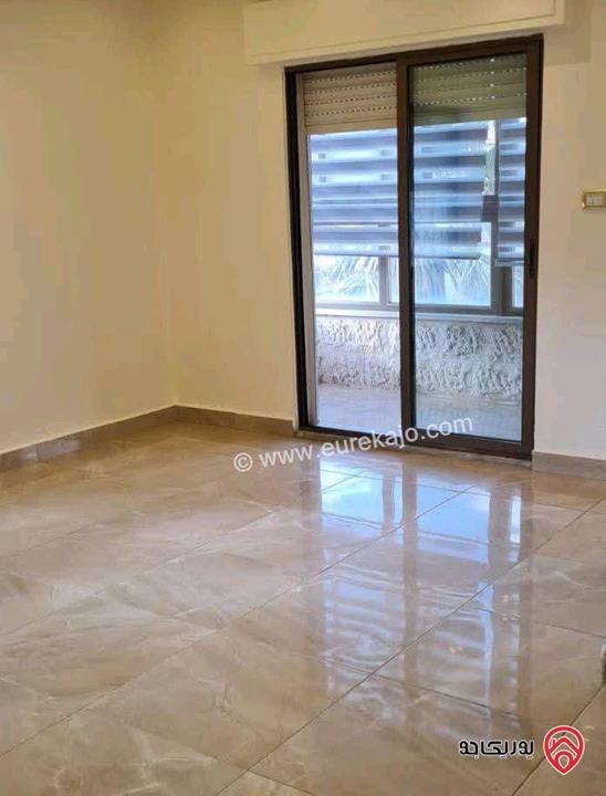 شقة فارغة مساحة 145م للايجار للعرسان او عائلة صغيرة في عمان - الجندويل