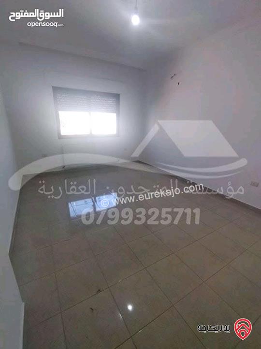 شقة فارغة مساحة 200م طابق ثاني للايجار في عمان - خلدا