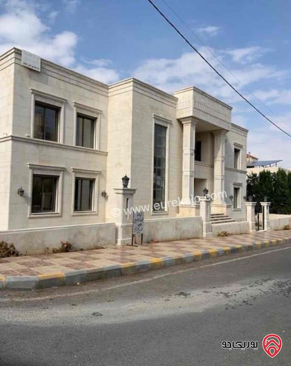 فيلا مستقلة مساحة البناء 1225م على أرض 925م للبيع في عمان - عبدون 