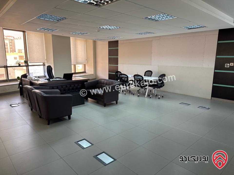 مكاتب بمساحات مختلفة تبدأ من 100م للايجار في عمان - خلدا