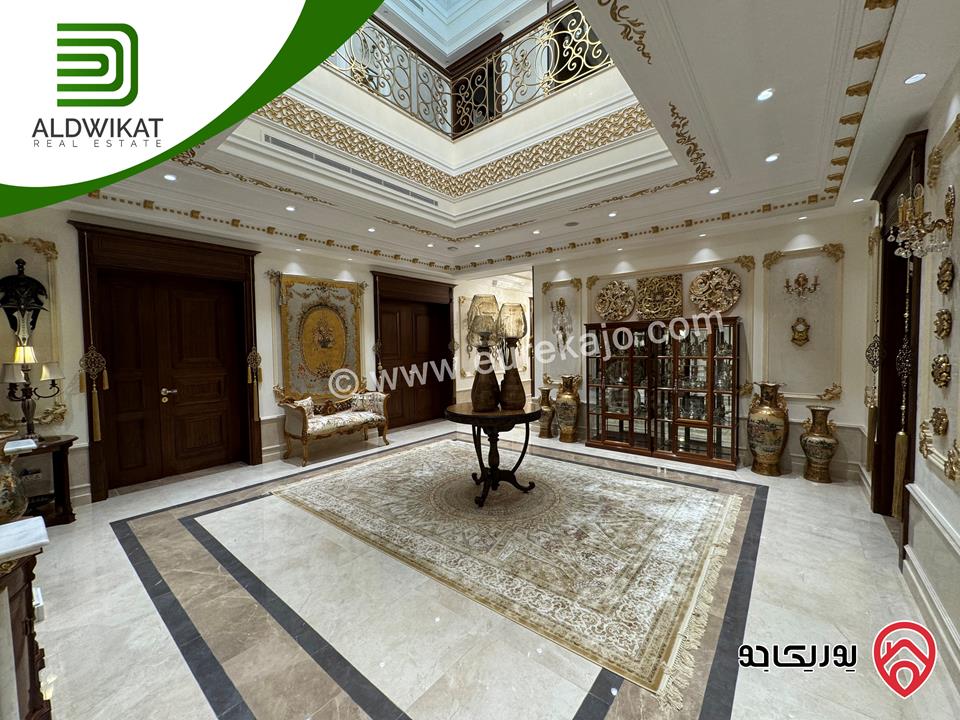 قصر للبيع في عمان - دابوق مساحة الارض 2650م ومساحة البناء 2000م ومساحة الحديقة 1500م ومساحة الترس 400م