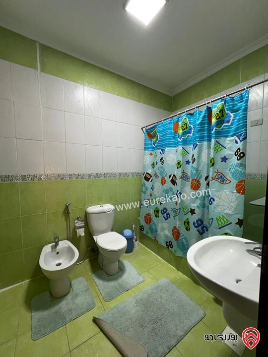 شقه طابق اول 220م مميزه سوبر ديلوكس للبيع في عمان - الشميساني 