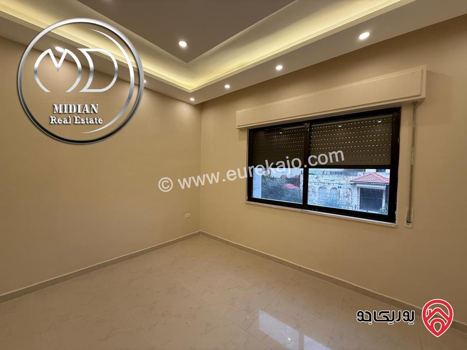 شقة فارغة للايجار في عمان - ضاحية الامير راشد مساحة 300م 4 نوم طابق اول تشطيبات و ديكورات فاخرة