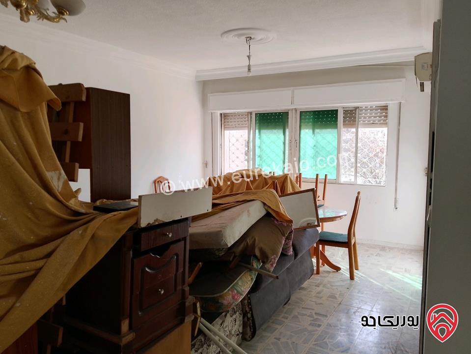 شقة طابق اول مساحة 160م للبيع في عمان - جبل الحسين 