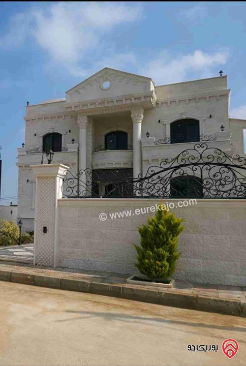 فيلا للبيع او البدل مساحة 430م على أرض 560م في اربد - أراضي الصريح 