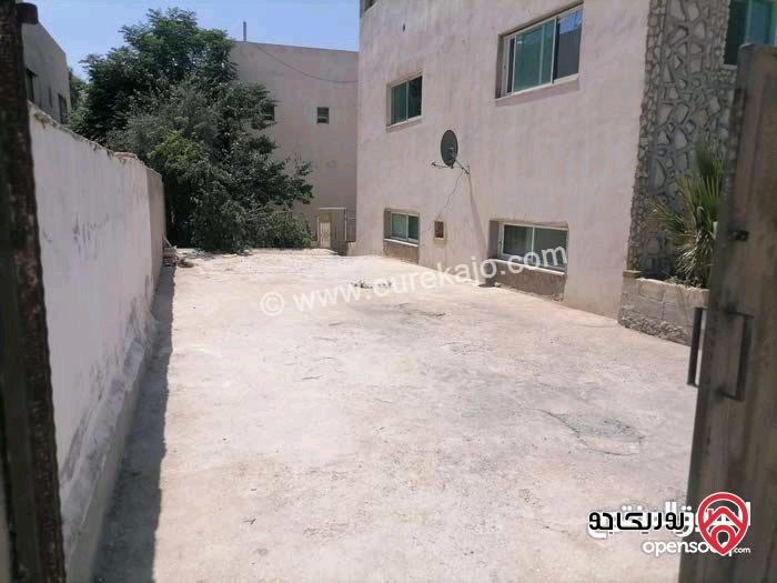 بيت طابقين مساحة 350م على ارض 440م للبيع او للبدل على بيت صغير أو أرض في عمان - رجم الشامي