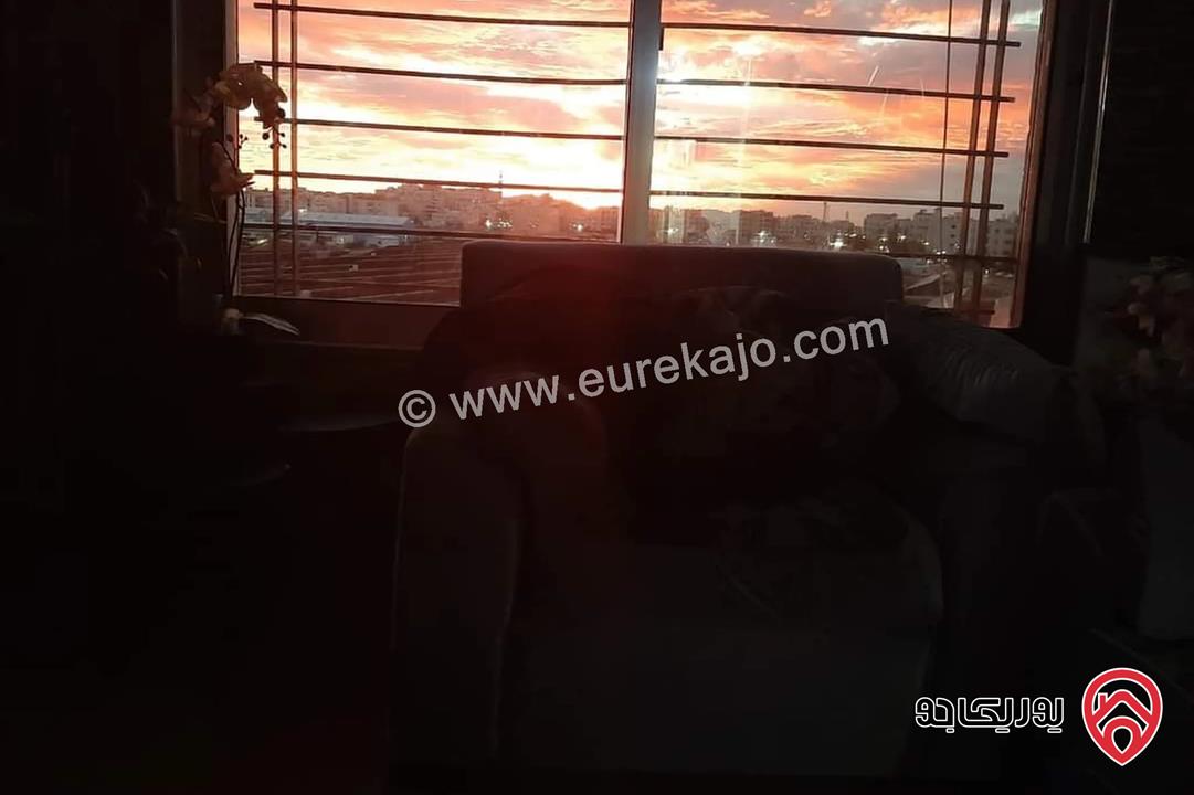 شقة طابق ثالث مساحة 140م للبيع في عمان - حي الصحابة