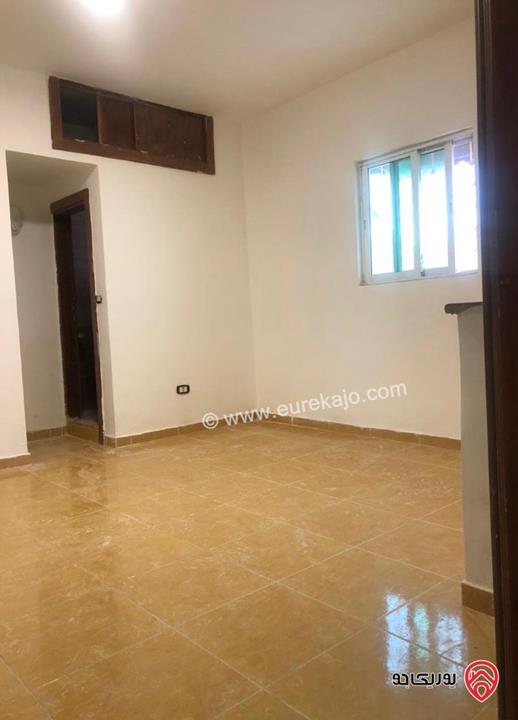 شقة طابق أخير رابع بدون مصعد مساحة 100م للإيجار في عمان - مرج الحمام مقابل اسكان عالية من المالك 