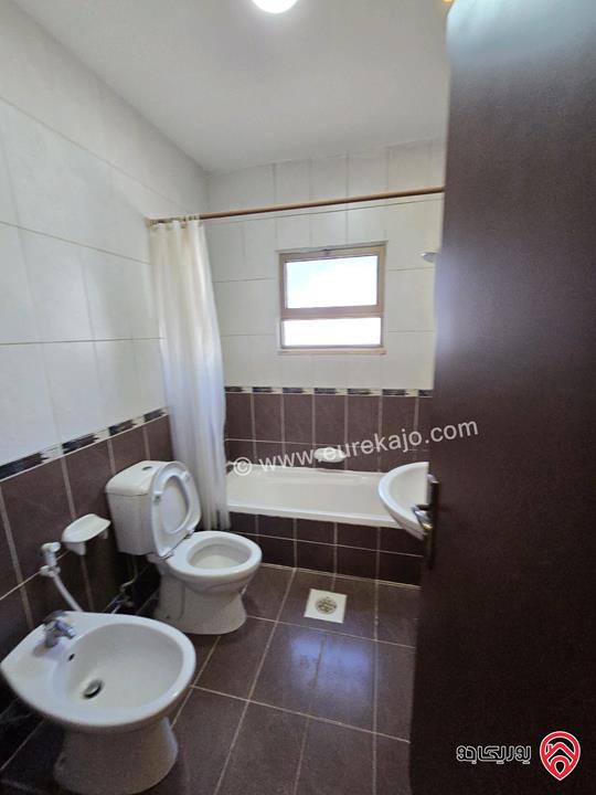 شقة مساحة 220م للبيع في عمان - خلدا بحالة ممتازة وبسعر مغري 