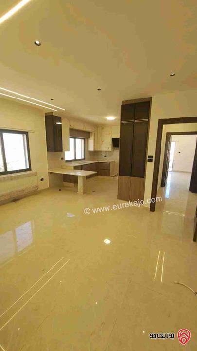 شقة مساحة 160م طابق ثالث للبيع مفروشة في عمان - ربوة عبدون