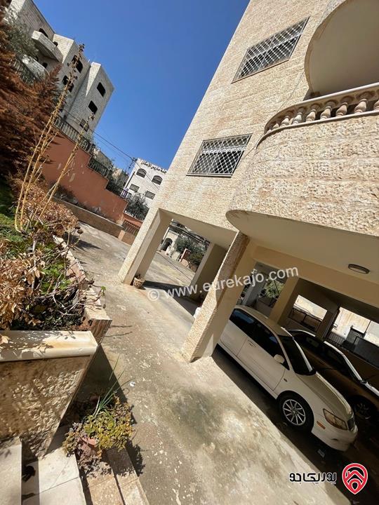 منزل مستقل مساحة 847م على أرض 960م للبيع في عمان - طبربور