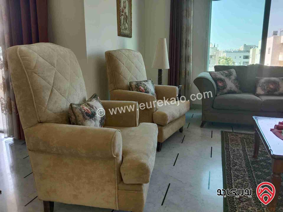 شقة مساحة 200م طابق ثاني للايجار مفروشة في عمان - دير غبار 
