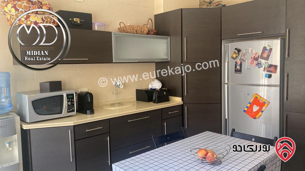 شقة أرضية دوبلكس للبيع في عمان - ضاحية النخيل مساحة 275م مع ترس و حديقة 200م تشطيبات سوبر ديلوكس بسعر مميز