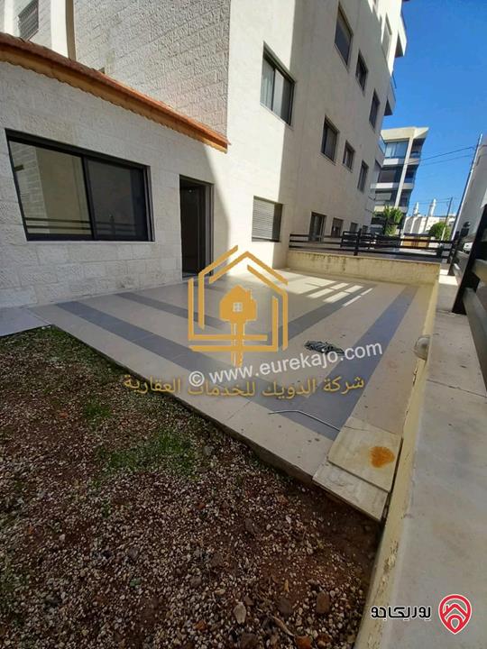 شقة سوبر ديلوكس طابق ارضي مساحة 140م مع ترس 100م للإيجار في عمان - السابع 