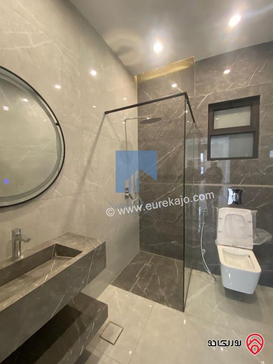 شقة أرضية 175م مع ترس امامي 25م للبيع في عمان - الرابية