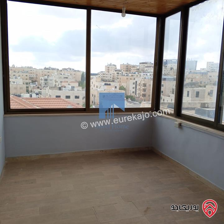 شقة مميزة طابق ثالث 130م مع روف 130م للبيع في عمان - أم السماق