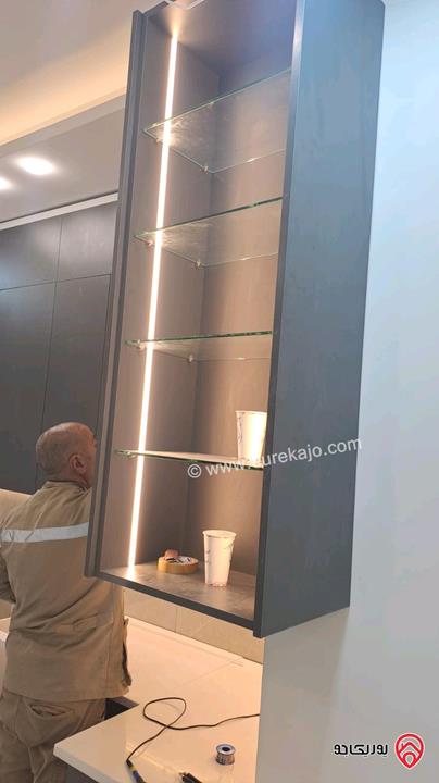 شقة طابق أرضي مساحة 173م داخلي و 160م خارجي للبيع في اربد - ايدون