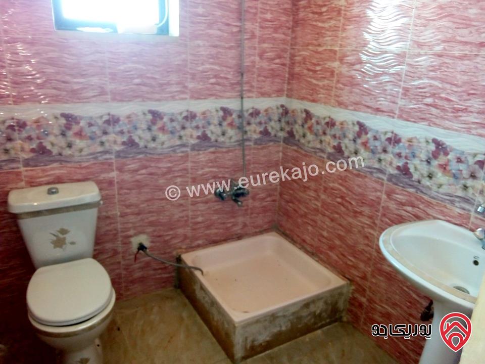 شقة مساحة 70م طابق ثاني للايجار في اربد - حوارة