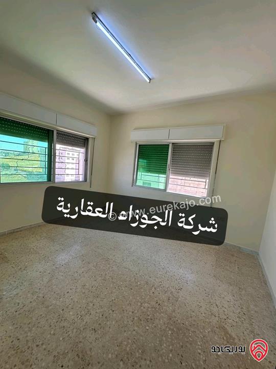 شقة فارغة مساحة 110م طابق رابع للايجار في عمان - الياسمين
