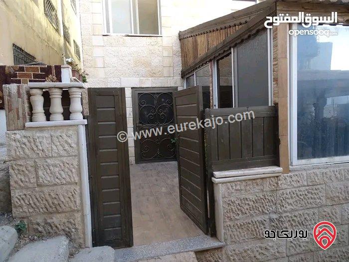 منزل مستقل مساحة الأرض 210م ومساحة البناء 400م للبيع في عمان - أبو نصير 