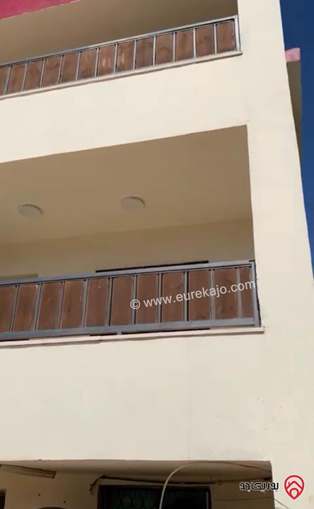 مزرعة مساحة الأرض 6200م وبناء 250م للبيع في الزرقاء - منطقة صروت حوض الدربيات