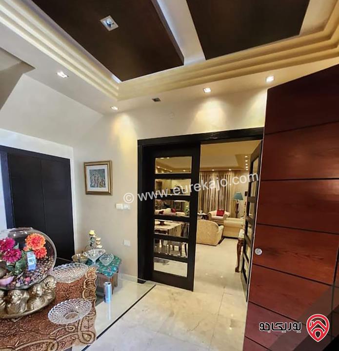 فيلا مستقلة مفروشة بالكامل مع مسبح مساحة البناء 720م على أرض 800م للايجار في عمان - عبدون