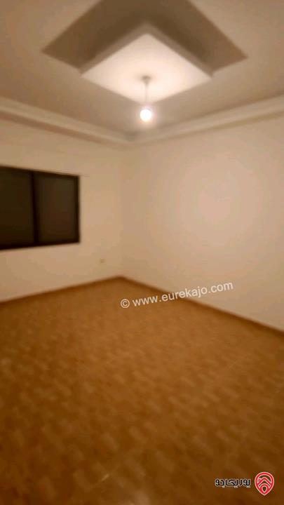 شقة ارضية جديدة مساحة 150م داخلي و 45م خارجي للبيع في البيادر