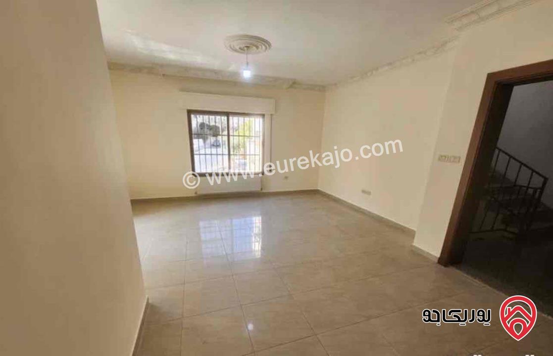 شقة مساحة 200م طابق اول للايجار في عمان - الجبيهة 