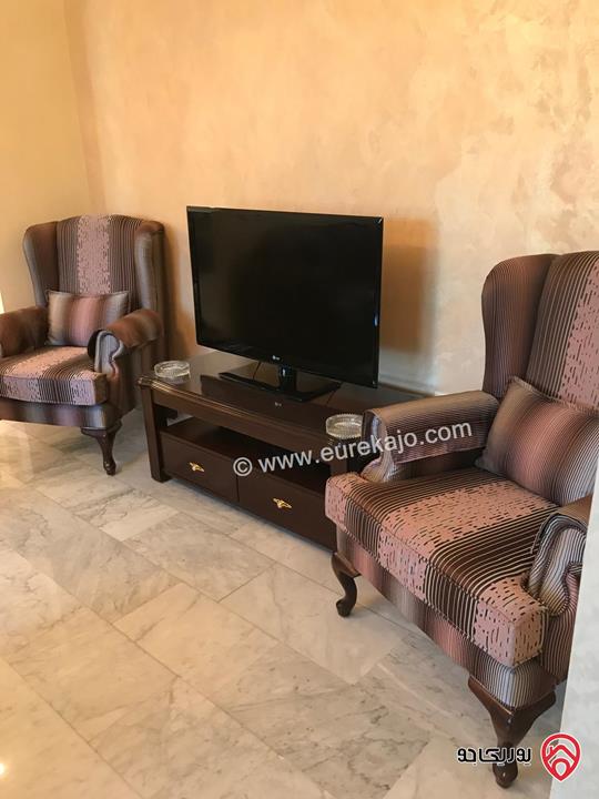 شقة مفروشة مساحة 150م للبيع في عمان -  الكرسي 