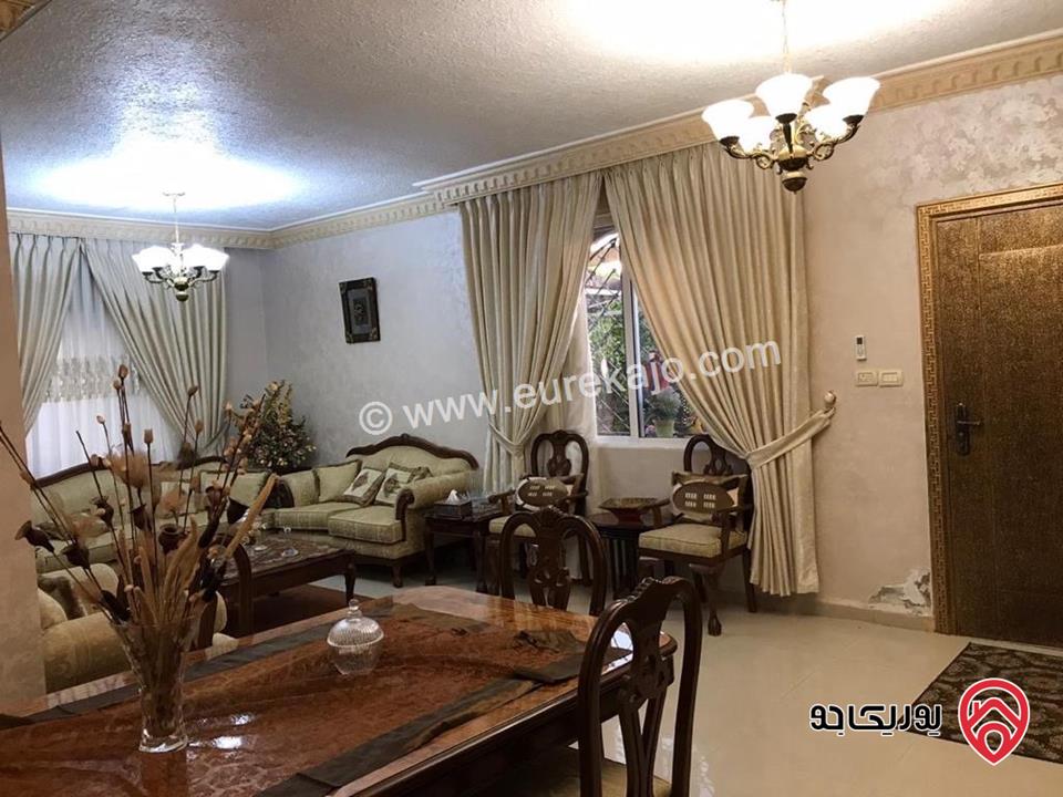 شقة ارضية مع حديقة مساحة 215م للبيع في عمان - الجبيهة