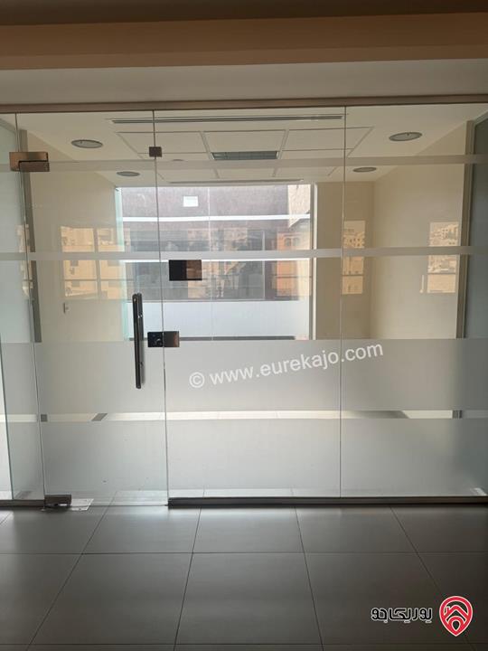 مكاتب بمساحات صغيرة تبدأ من 15م للايجار اليومي أو الأسبوعي أو الشهري في عمان - خلدا