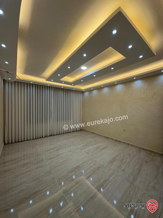 شقة دوبلكس فاخرة مع روف مساحة 385م للبيع من المالك مباشرة في عمان - طريق المطار – ضاحية الأمير 