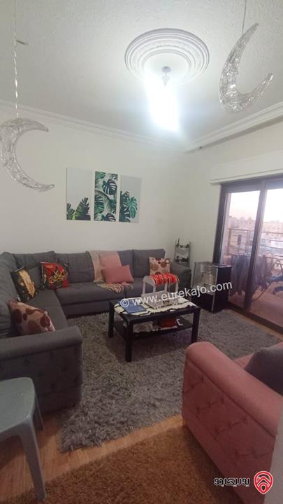 شقة طابق ثاني سوبر ديلوكس مساحة 115م للبيع في عمان - تلاع العلي 