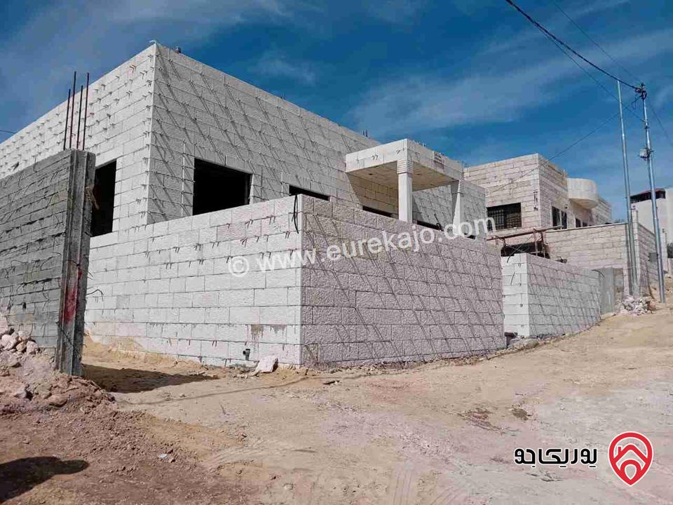 فيلا عظم مساحة 268م على أرض 513م للبيع بسعر التكلفة من المالك مباشرة بداعي السفر في عمان - طبربور 