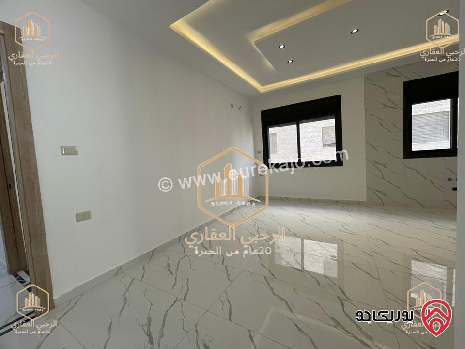 شقة سوبر ديلوكس مساحة 130م طابق ثاني للايجار في عمان - تلاع العلي 