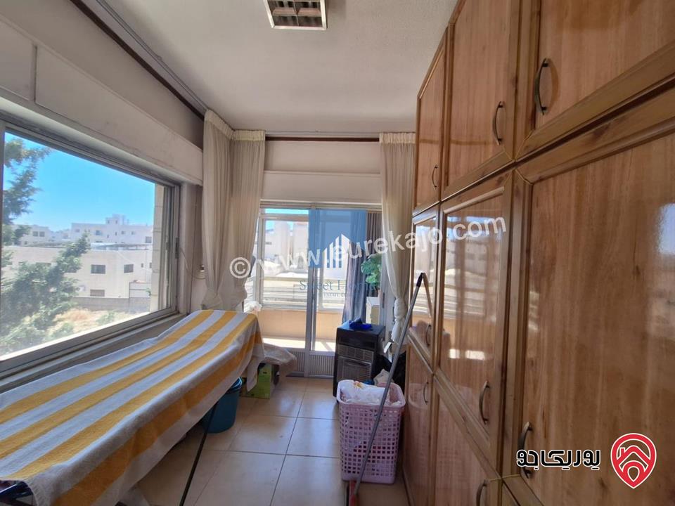 شقة طابقية طابق اول 250م للبيع في عمان - الصويفية