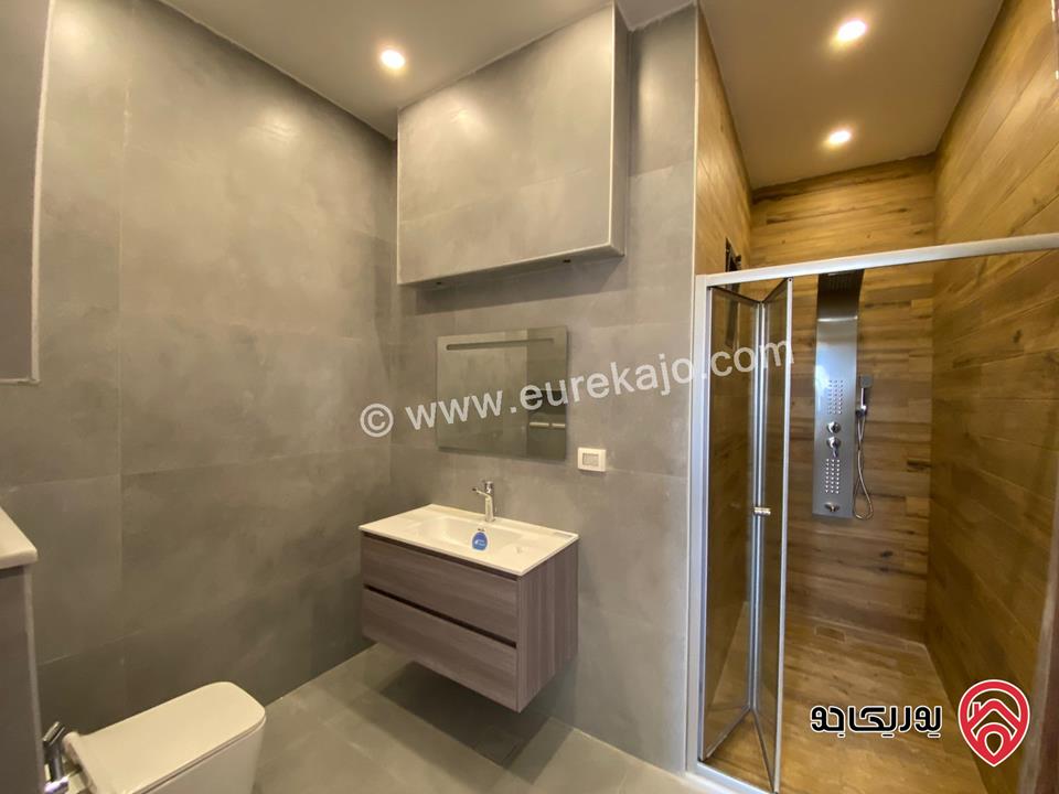 شقة سوبر ديلوكس طابق أول 185م للبيع في عمان - طريق المطار