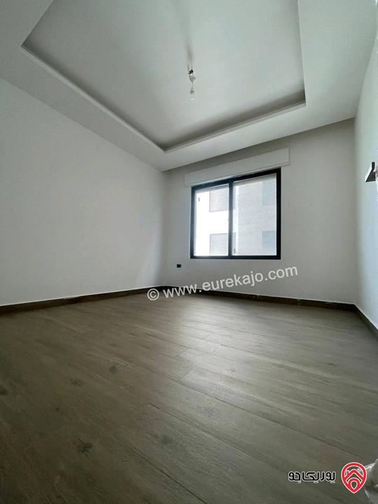 شقة شبه ارضية مساحة 230م للإيجار سوبر ديلوكس في عمان - حي الصحابة 