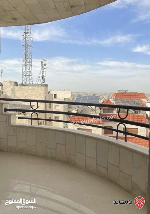 شقة مساحة 225 متر طابق ثالث للبيع في اربد - خلف مستشفى الراهبات