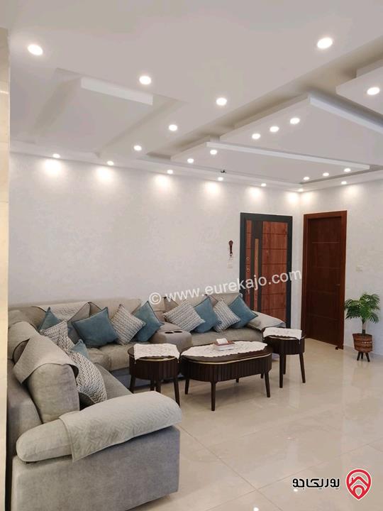 شقة طابق ثالث مساحة 123م للبيع في عمان - المقابلين ام قصير