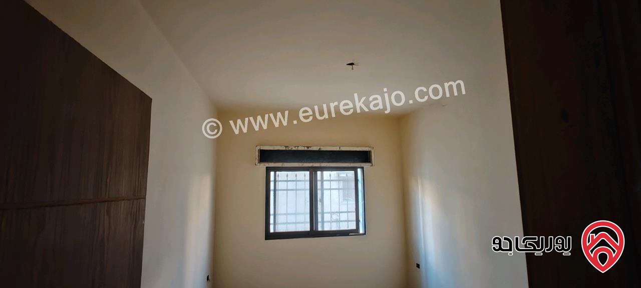 عمارة سكنية تتكون من 3 شقق طابقية على أرض 320م للبيع في عمان - حي نزال