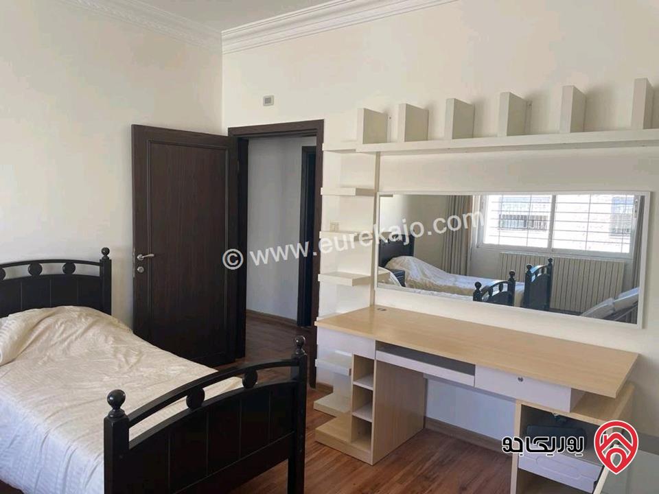 شقة طابق أول مساحة 170م للبيع في عمان - الرابية