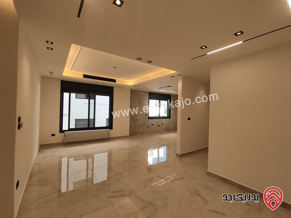 شقق حديثة 215 متر للبيع في عمان - حي الصحابة رجم عميش  