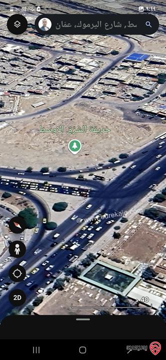 ارض تجارية مميزة مساحة 2 دونم و 319م تقع على ثلاث شوارع للبيع في عمان - الوحدات بالقرب من دوار الشرق الاوسط 
