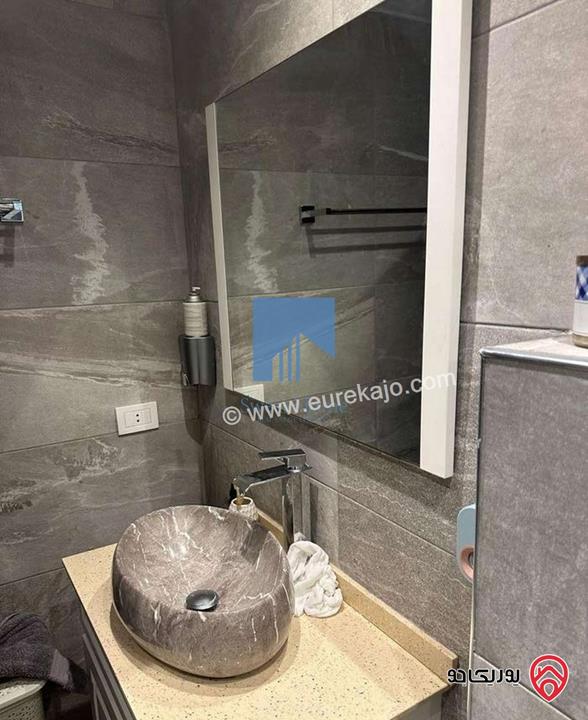 شقة مميزة طابق ثالث 185م تشطيب سوبر ديلوكس بسعر مغري للبيع في عمان - الشميساني