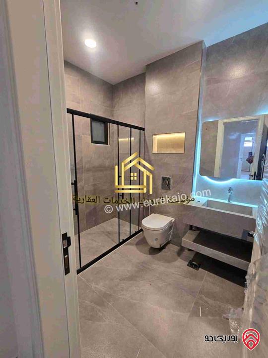 شقة جديدة لم تسكن مساحة 190م طابق أول للايجار في عمان - الرابية
